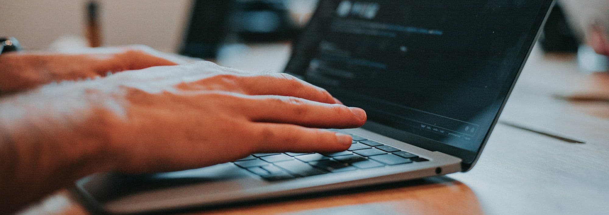 Endpoint-Management für mehr Sicherheit & Produktivität – csm_blackcreek-corporate-mh9mfAf9iLI-unsplash_7fb6bc37e5.jpg