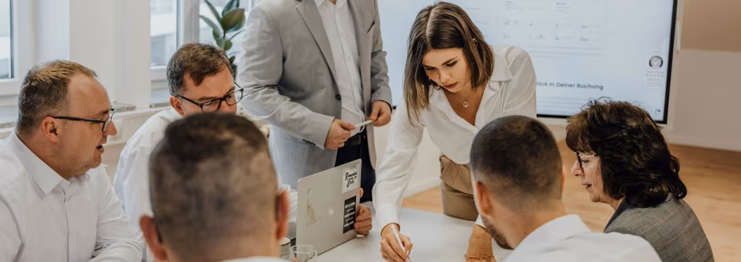 Cloud-Lösungen für KMU: Sicherheit, Flexibilität und Kontrolle – csm_seo-galaxy-zZ7J5qri6qY-unsplash_c2189e9e7d.jpg